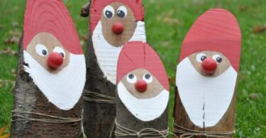 Faire des pères Noël en bûches de bois